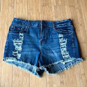 Juniors Jean Shorts. Size 11.